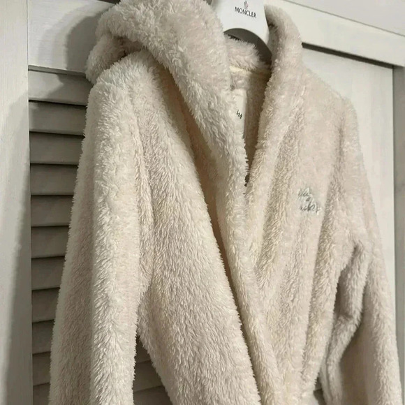 GILLY HICKS by HOLLISTER CO sleep/lounge bath robe M/LG ivory color (2pc bundle) - Picture 3 of 9